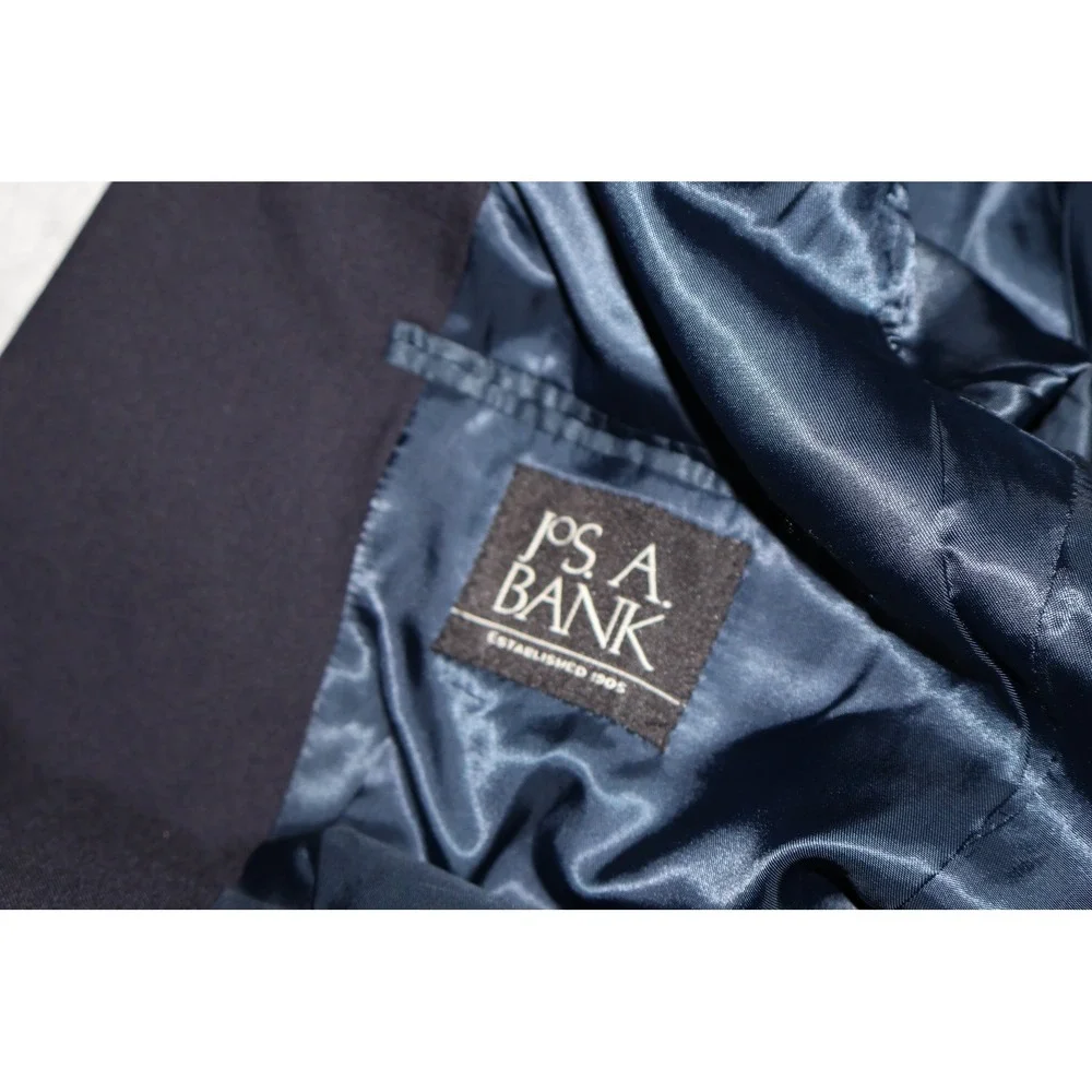 Jos. A. Bank Blazer Jacket Mens 44R Navy Blue 2-Button Gold Crest Buttons Wool